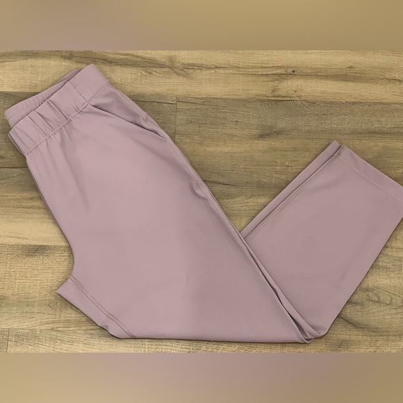 The Group by Babaton Aritzia Weekender Pant - Picture 2 of 5